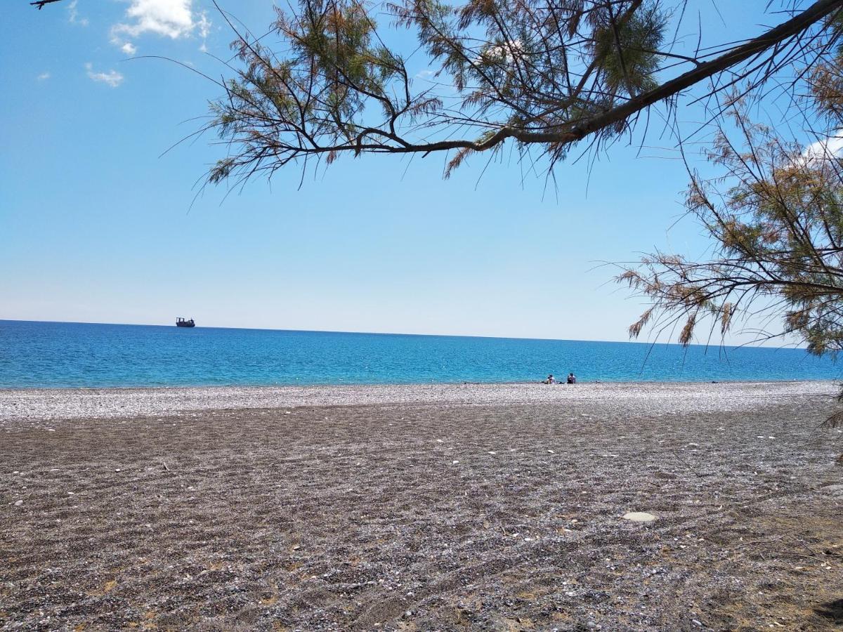 Rita Mare Seafront Villas Heated Pools Gennadi Exterior foto