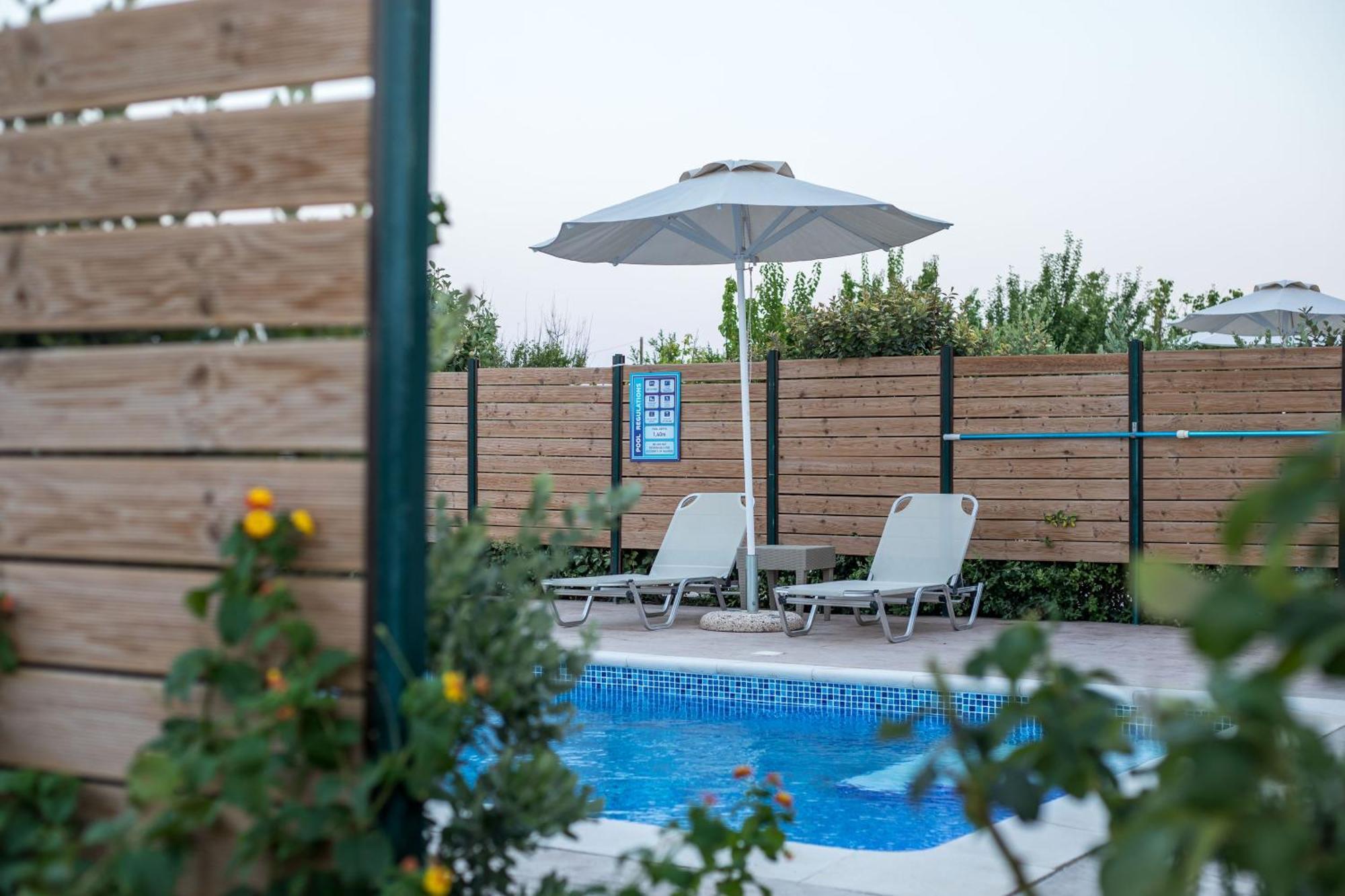 Rita Mare Seafront Villas Heated Pools Gennadi Exterior foto