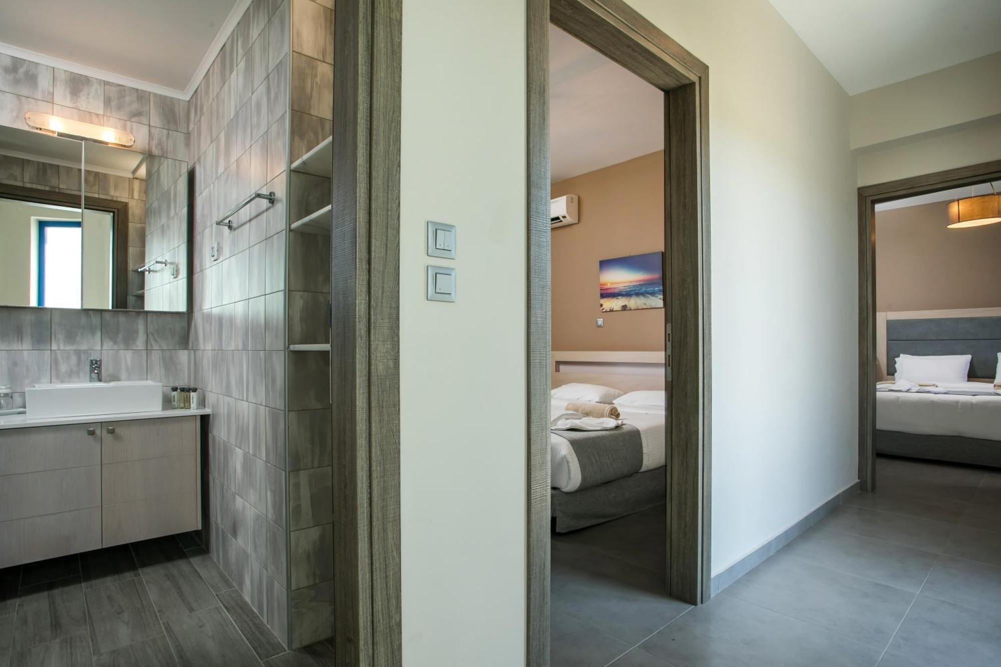 Rita Mare Seafront Villas Heated Pools Gennadi Exterior foto